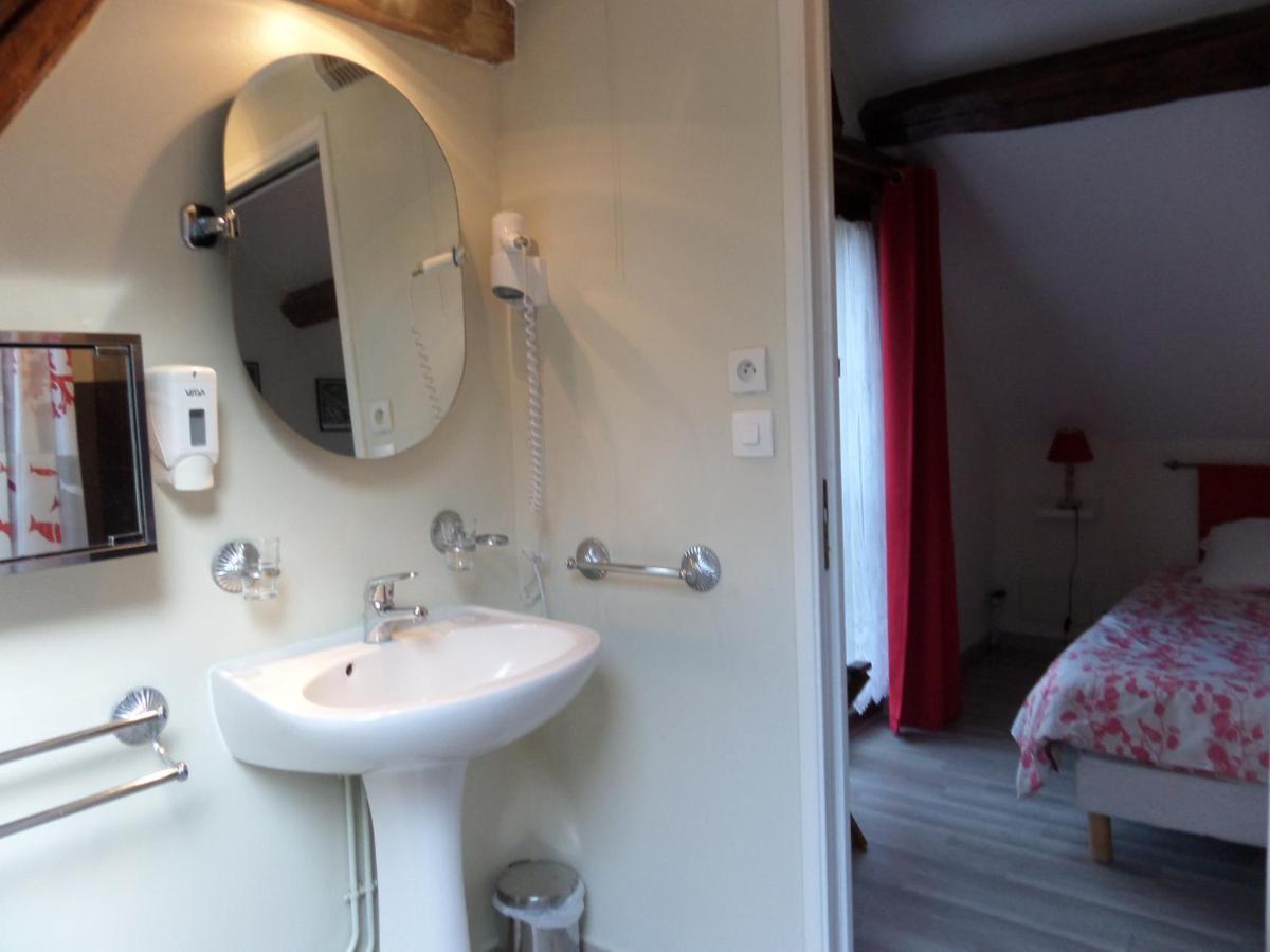 Bed and Breakfast Le Moulin De La Planche Cerelles Exterior foto