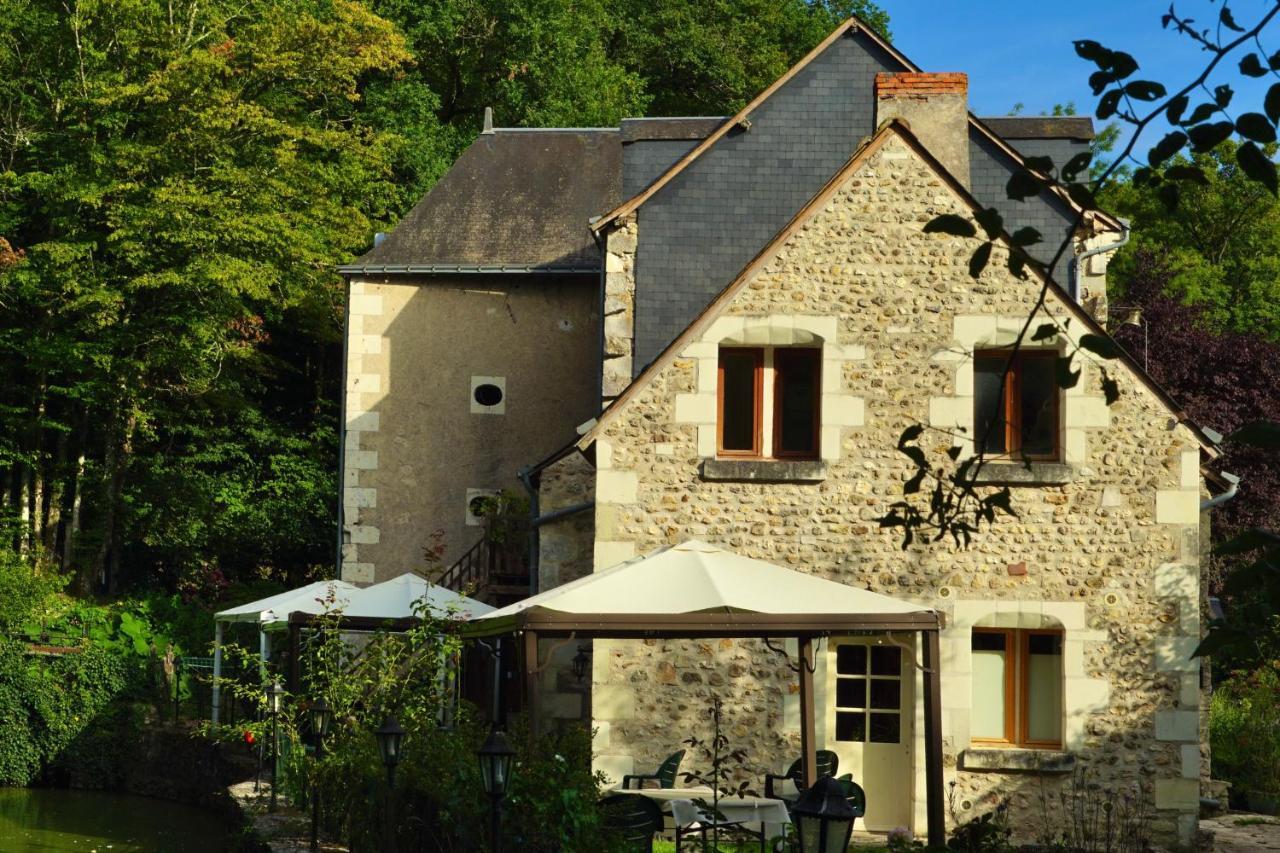 Bed and Breakfast Le Moulin De La Planche Cerelles Exterior foto