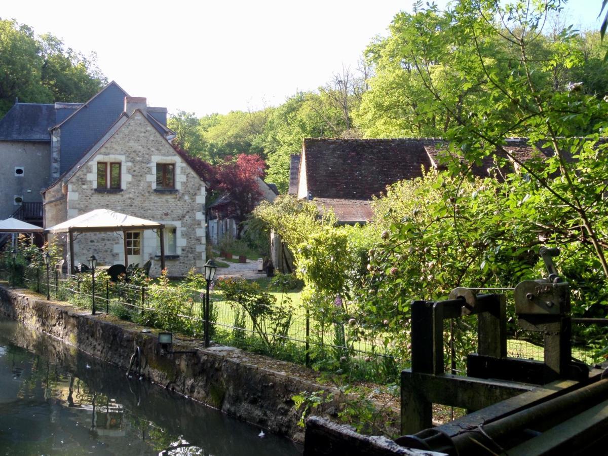 Bed and Breakfast Le Moulin De La Planche Cerelles Exterior foto