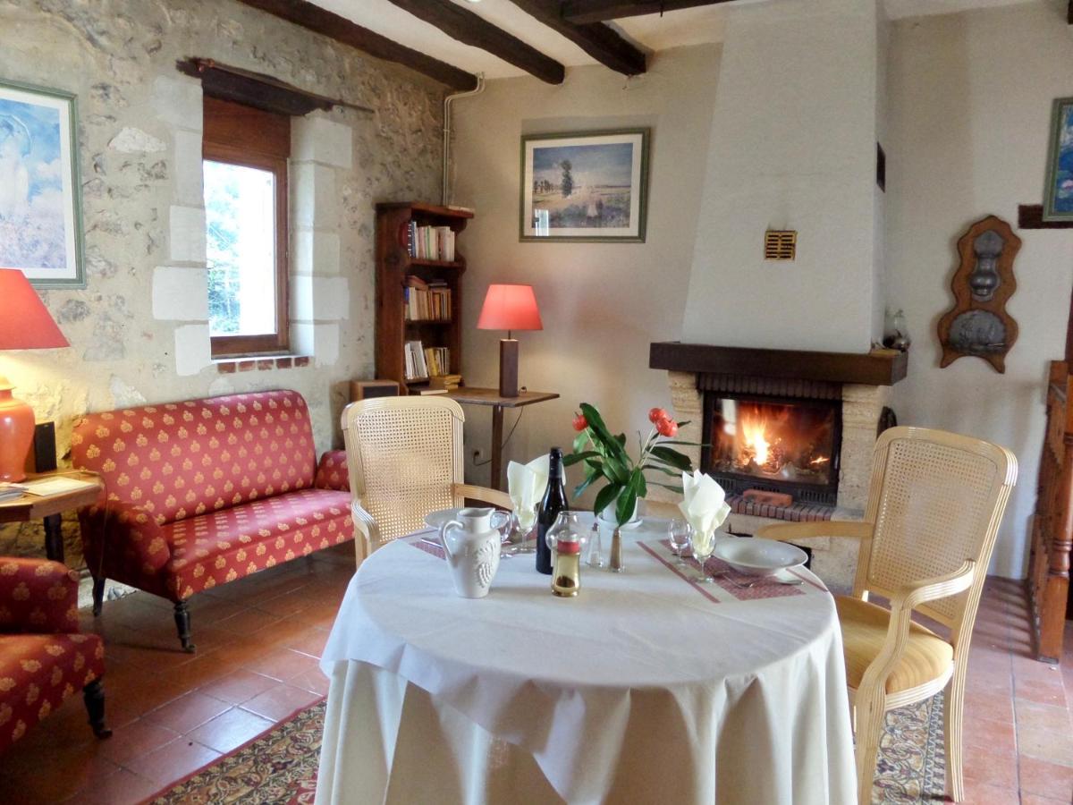 Bed and Breakfast Le Moulin De La Planche Cerelles Exterior foto