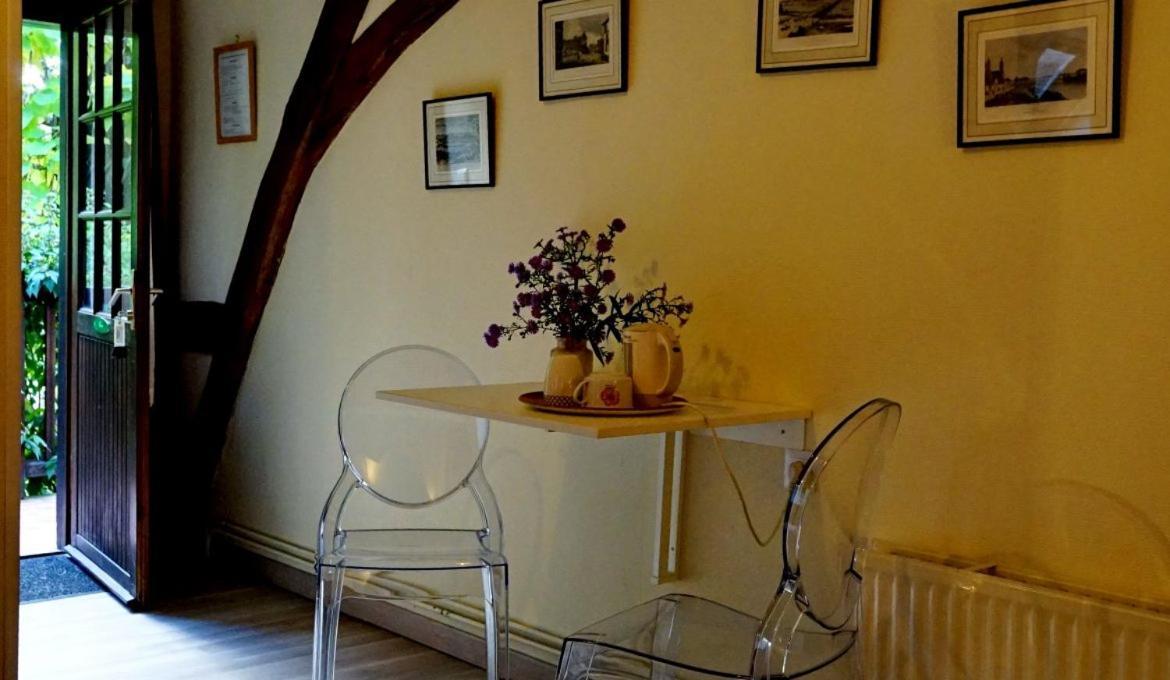 Bed and Breakfast Le Moulin De La Planche Cerelles Exterior foto